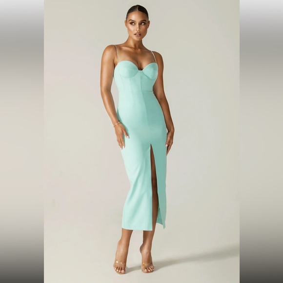 NWT Alieva ARICA SPAGHETTI STRAP MIDI DRESS (SKY BLUE) - Picture 1 of 10
